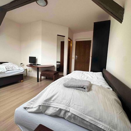 Private Apartment Near The Centre 布拉迪斯拉发 外观 照片